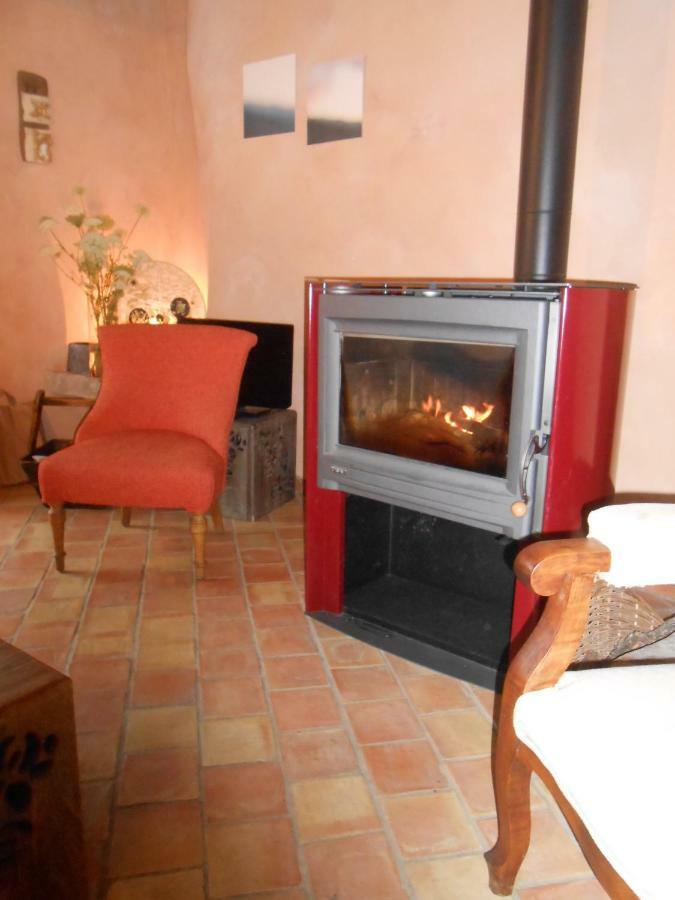 La Maison Derriere La Fontaine Buis-les-Baronnies Bagian luar foto