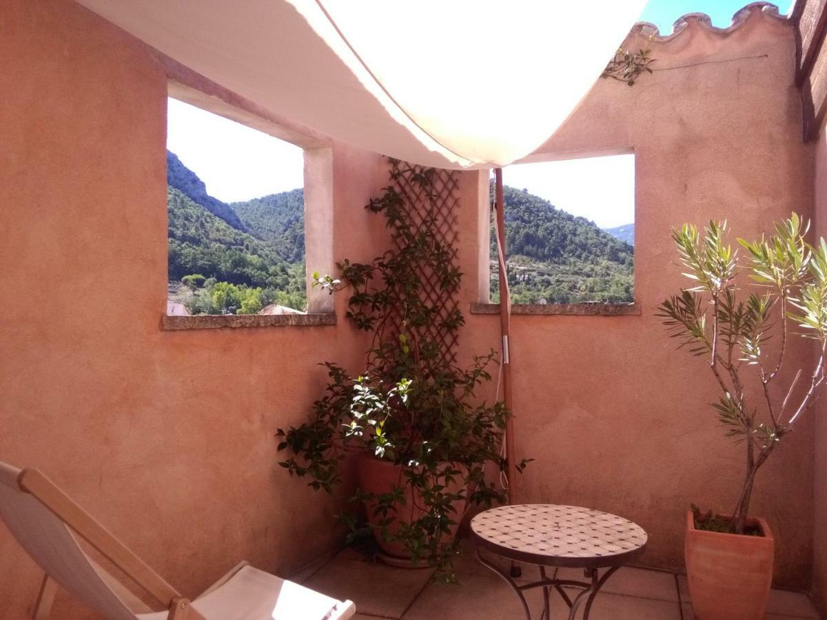 La Maison Derriere La Fontaine Buis-les-Baronnies Bagian luar foto